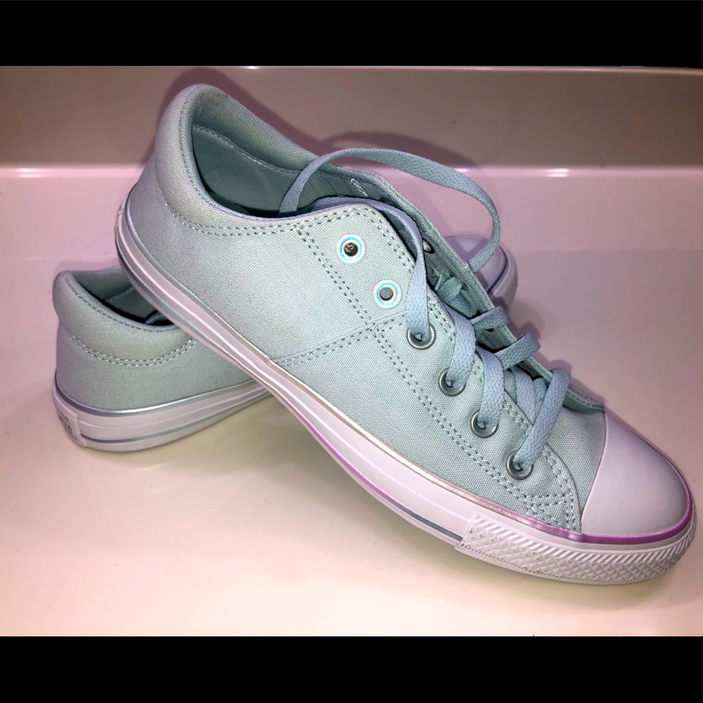 Converse All Stars size 10 new